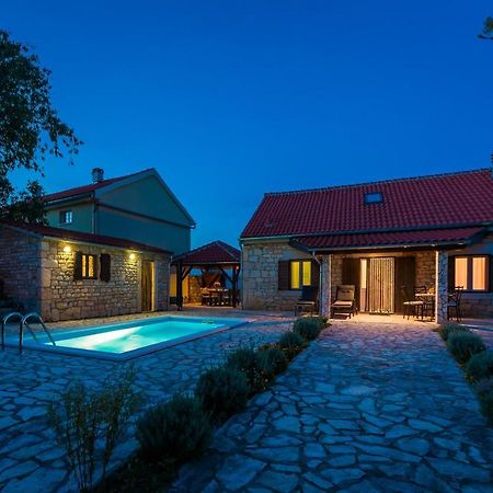 Rural House Gluic Villa Bogatić Eksteriør bilde
