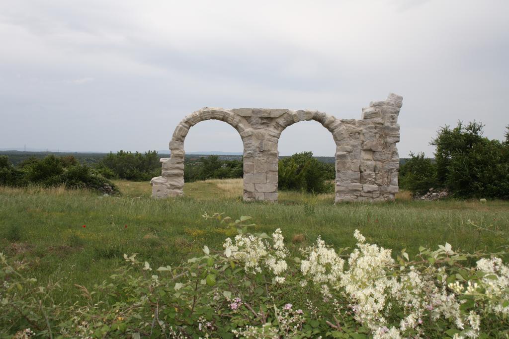 Rural House Gluic Villa Bogatić Rom bilde