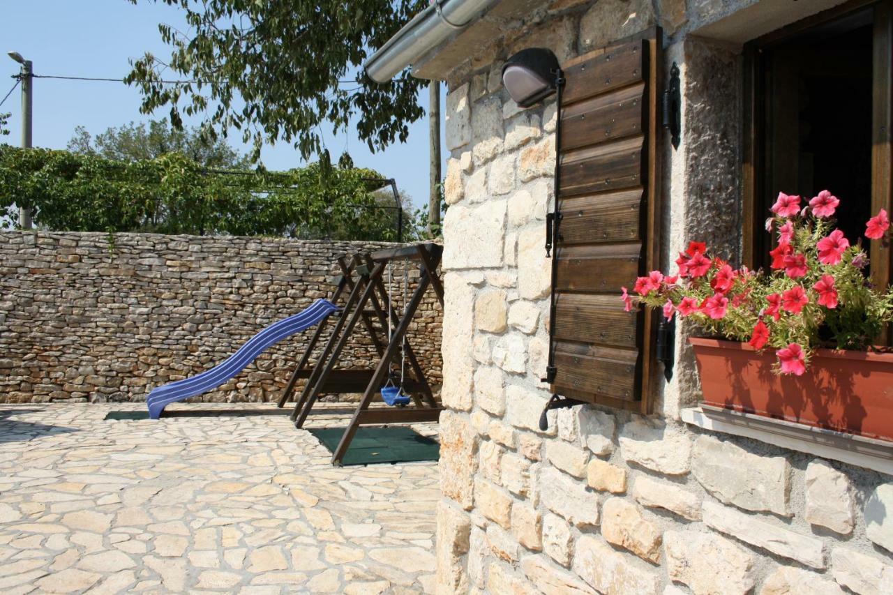 Rural House Gluic Villa Bogatić Eksteriør bilde