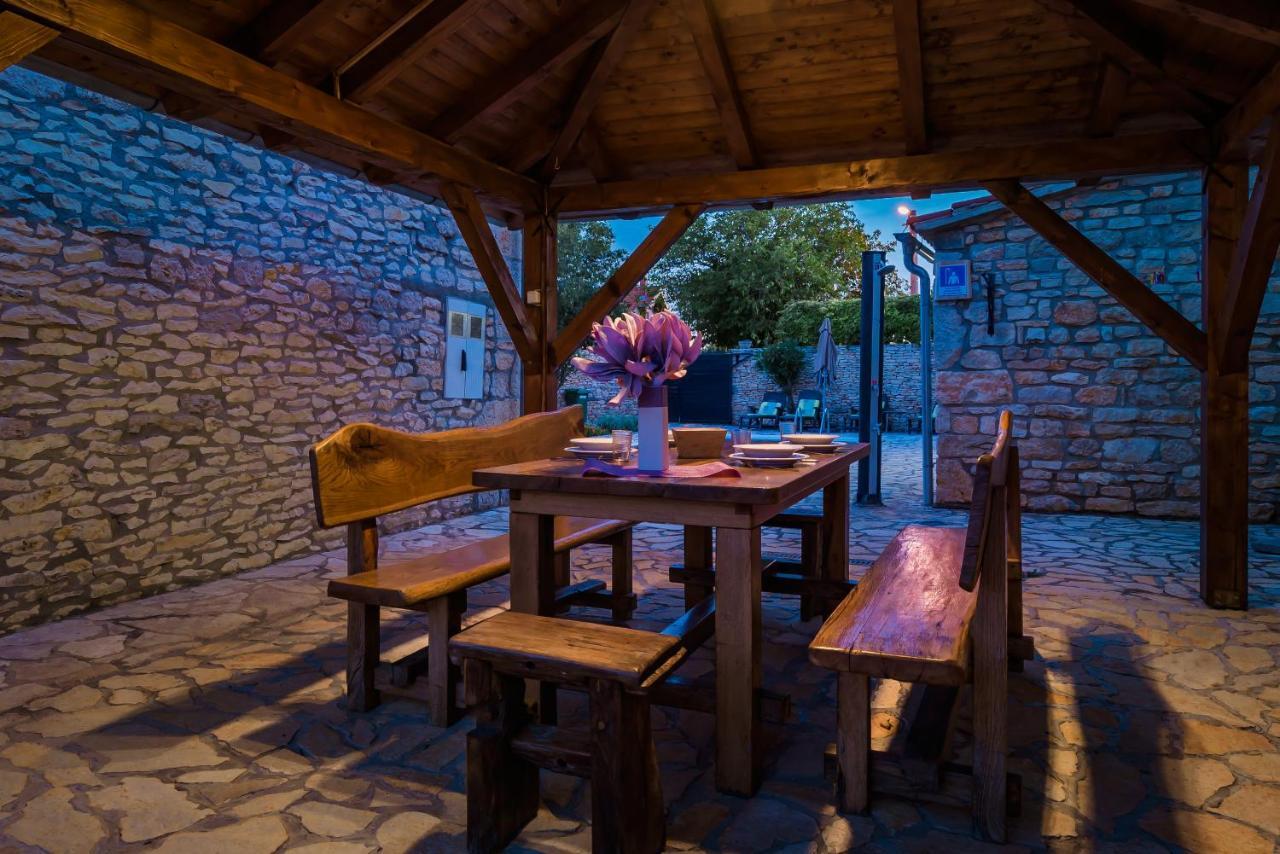 Rural House Gluic Villa Bogatić Eksteriør bilde